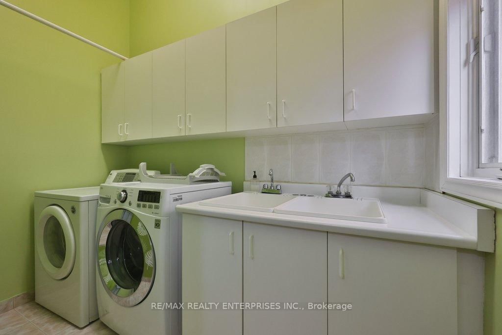 3022 Dalehurst Mississauga,ON L5N 6M8 — Photo 27