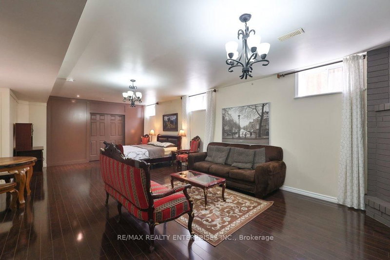 3022 Dalehurst Mississauga,ON L5N 6M8 — Photo 30