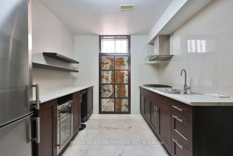 3022 Dalehurst Mississauga,ON L5N 6M8 — Photo 35