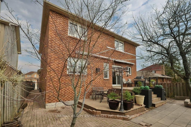 3022 Dalehurst Mississauga,ON L5N 6M8 — Photo 38