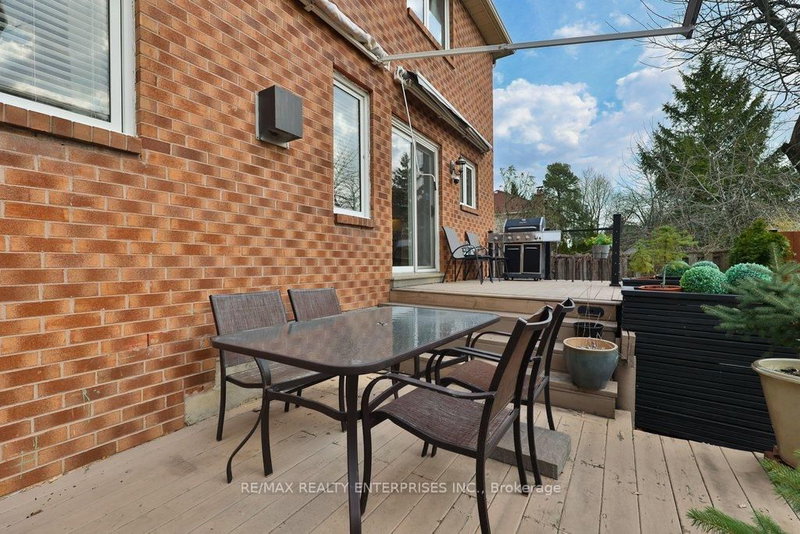 3022 Dalehurst Mississauga,ON L5N 6M8 — Photo 40