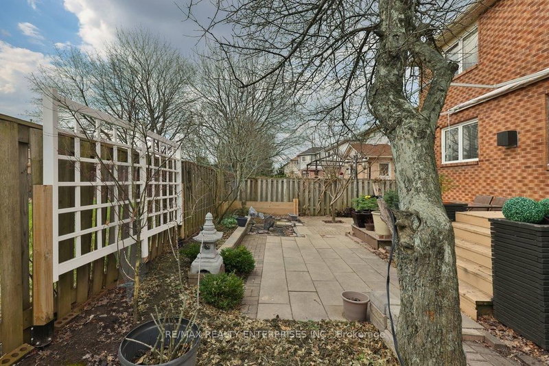 3022 Dalehurst Mississauga,ON L5N 6M8 — Photo 44