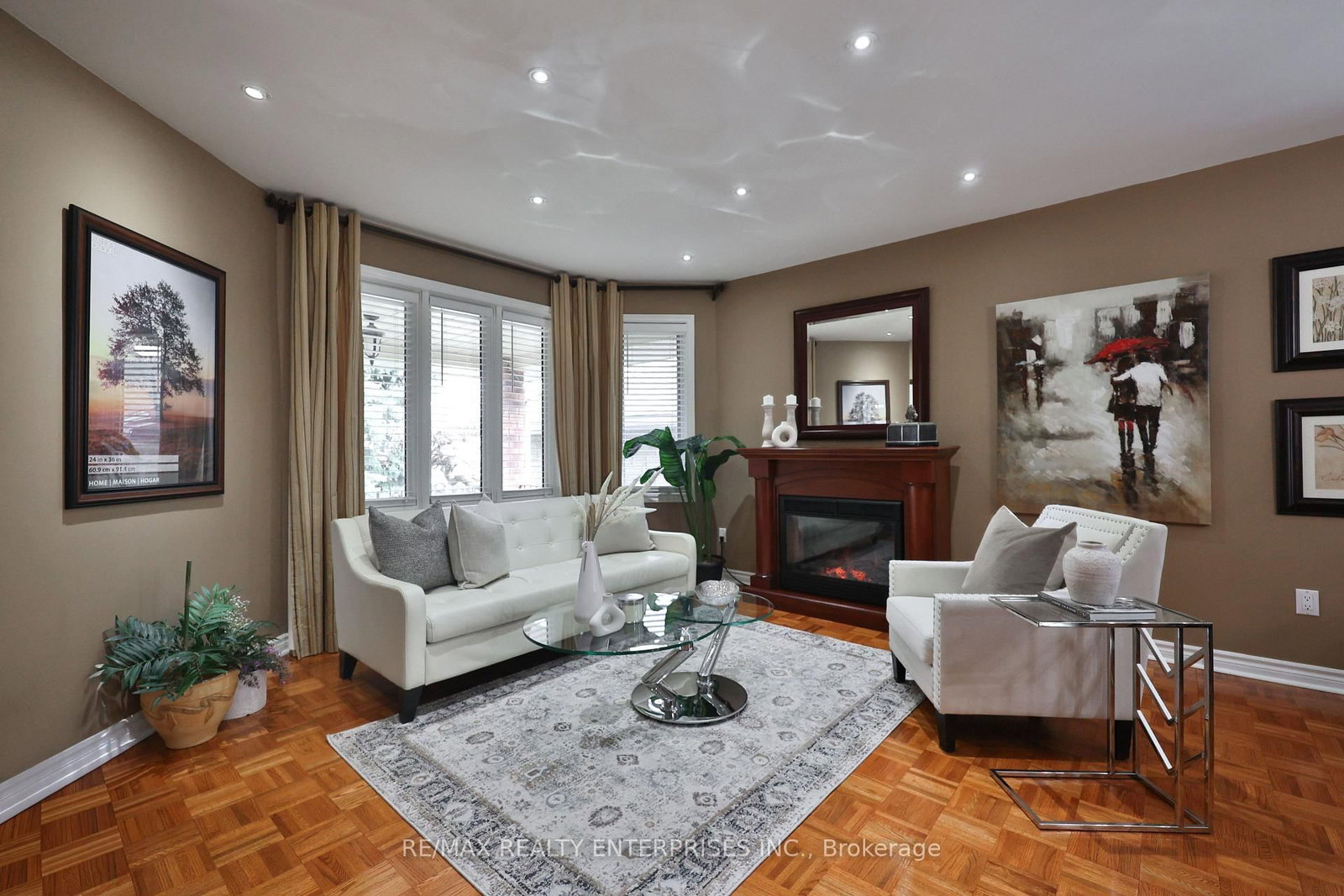 3022 Dalehurst Mississauga,ON L5N 6M8 — Photo 6