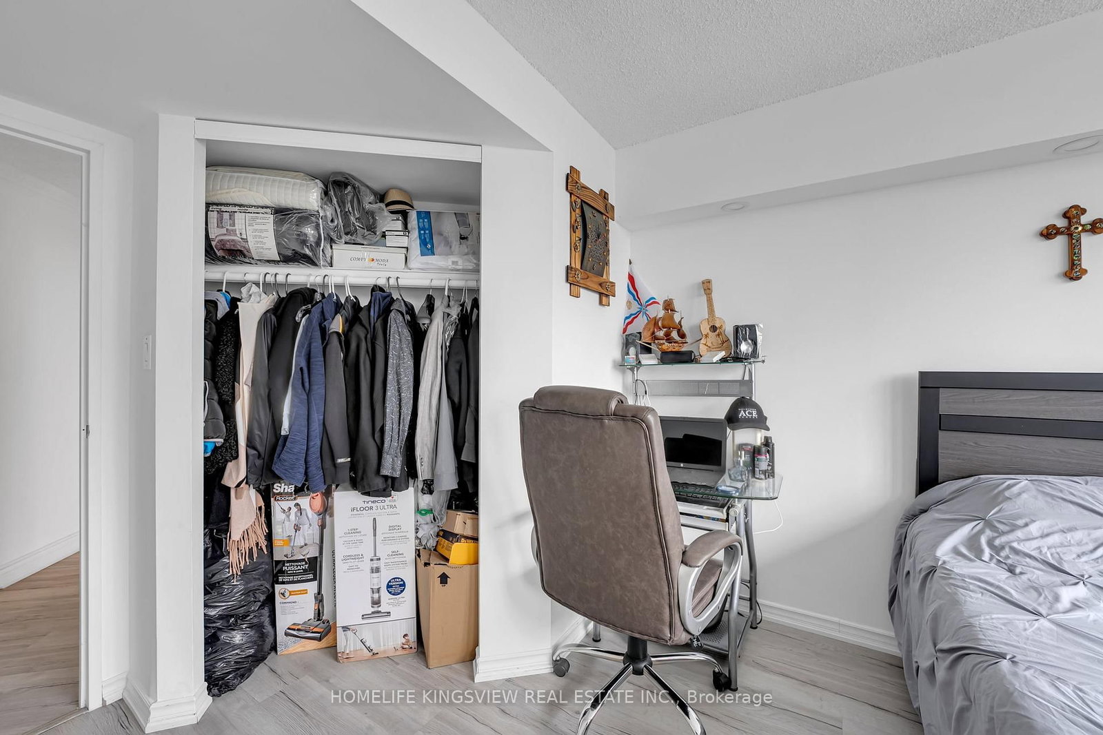 1 Rowntree Road, Unit 806 - Photo 15