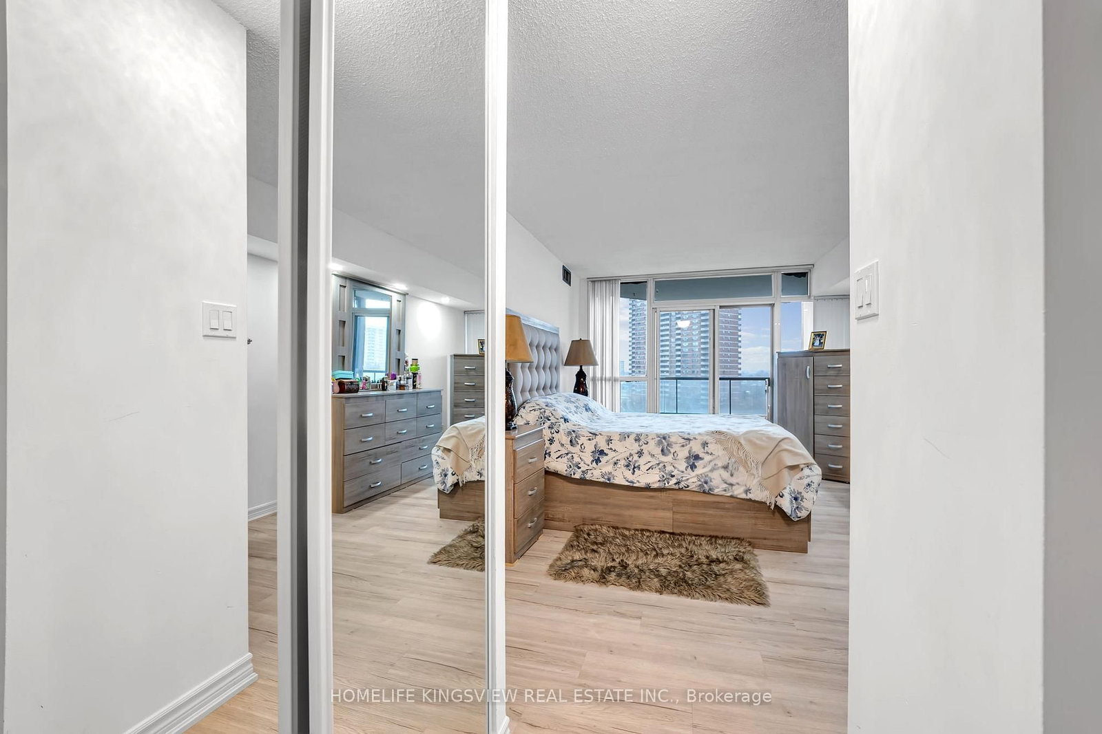 1 Rowntree Road, Unit 806 - Photo 26