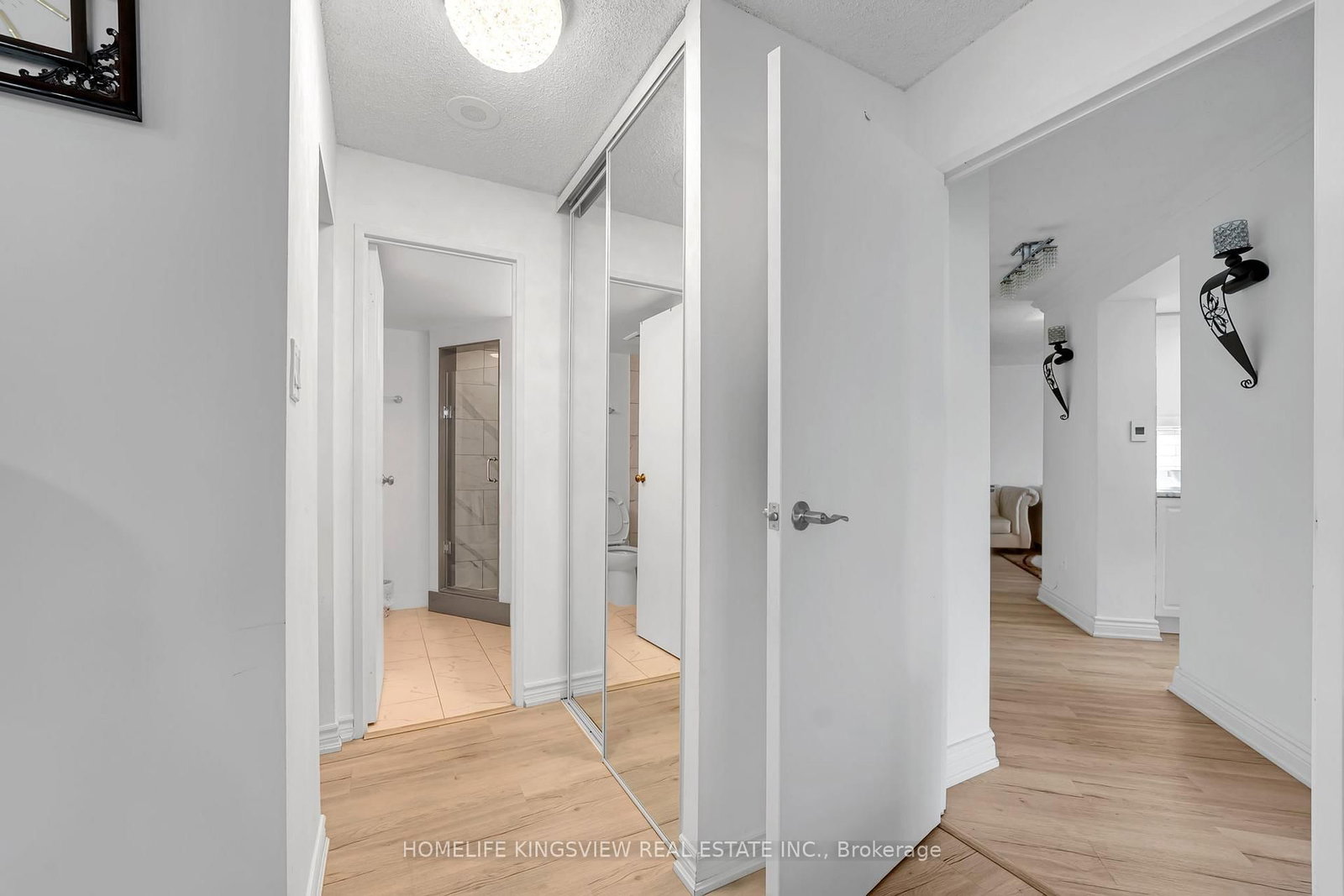 1 Rowntree Road, Unit 806 - Photo 27