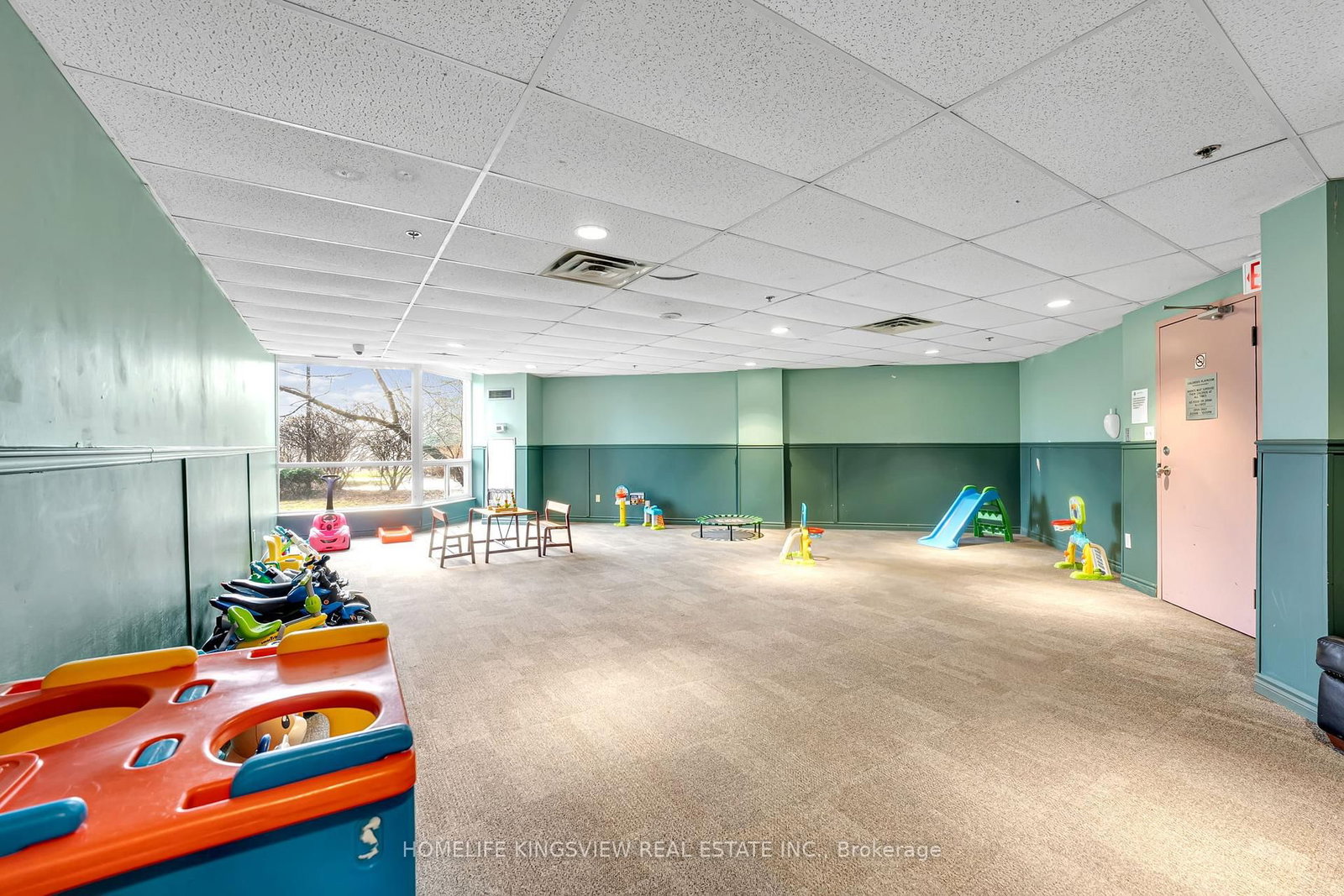 1 Rowntree Road, Unit 806 - Photo 36