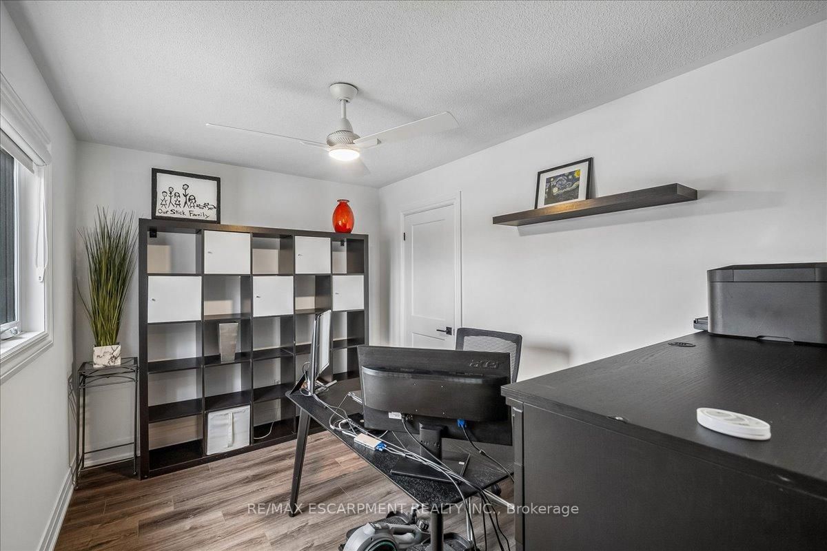 1083 Old Oak Drive - Photo 32