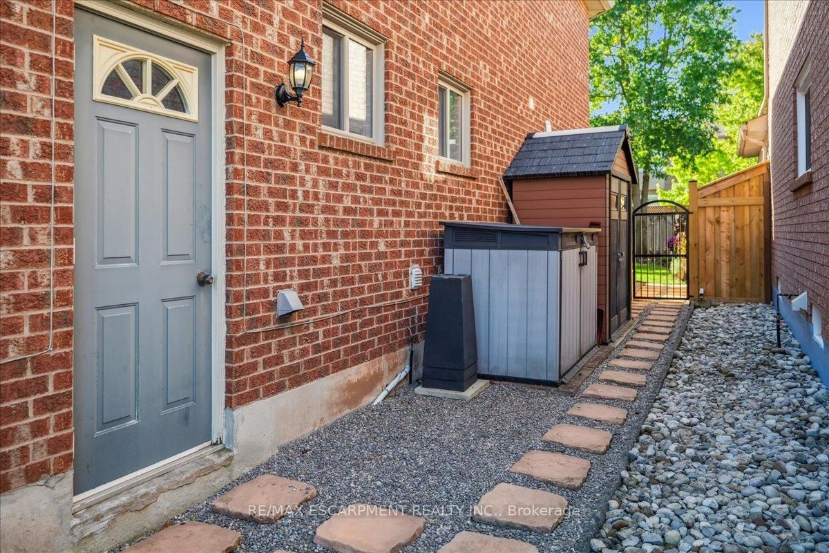 1083 Old Oak Drive - Photo 44