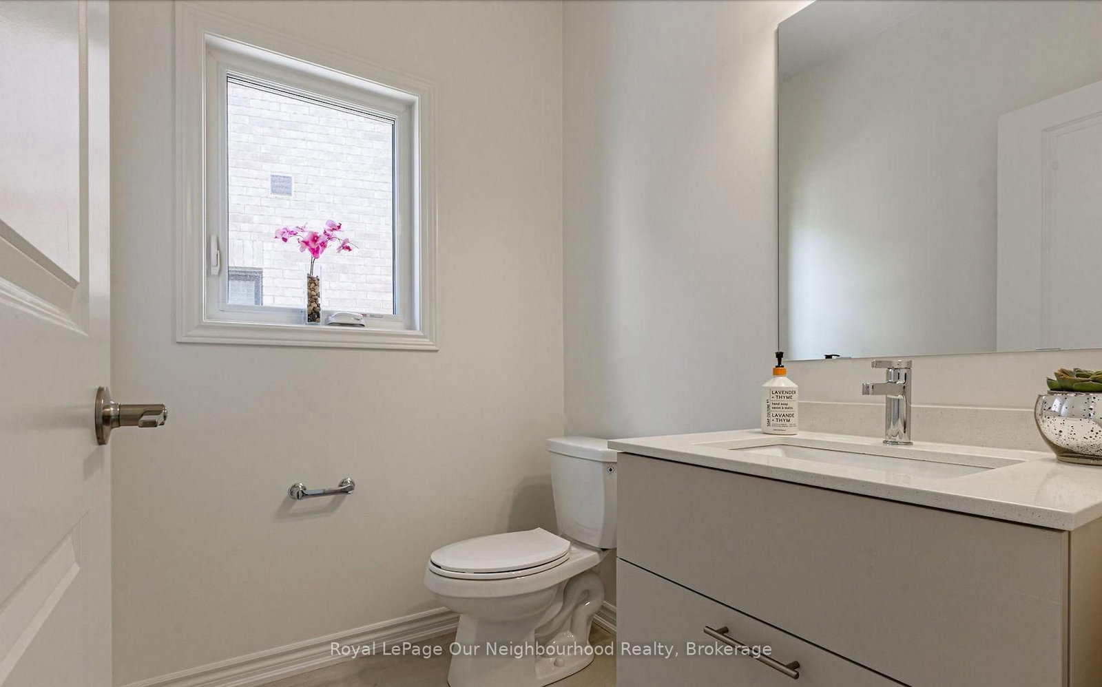 Semi-Detached House for sale at 342 Thimbleweed Court, Milton, Ontario, L9E 1T2 - Walker - MLS: W12997214