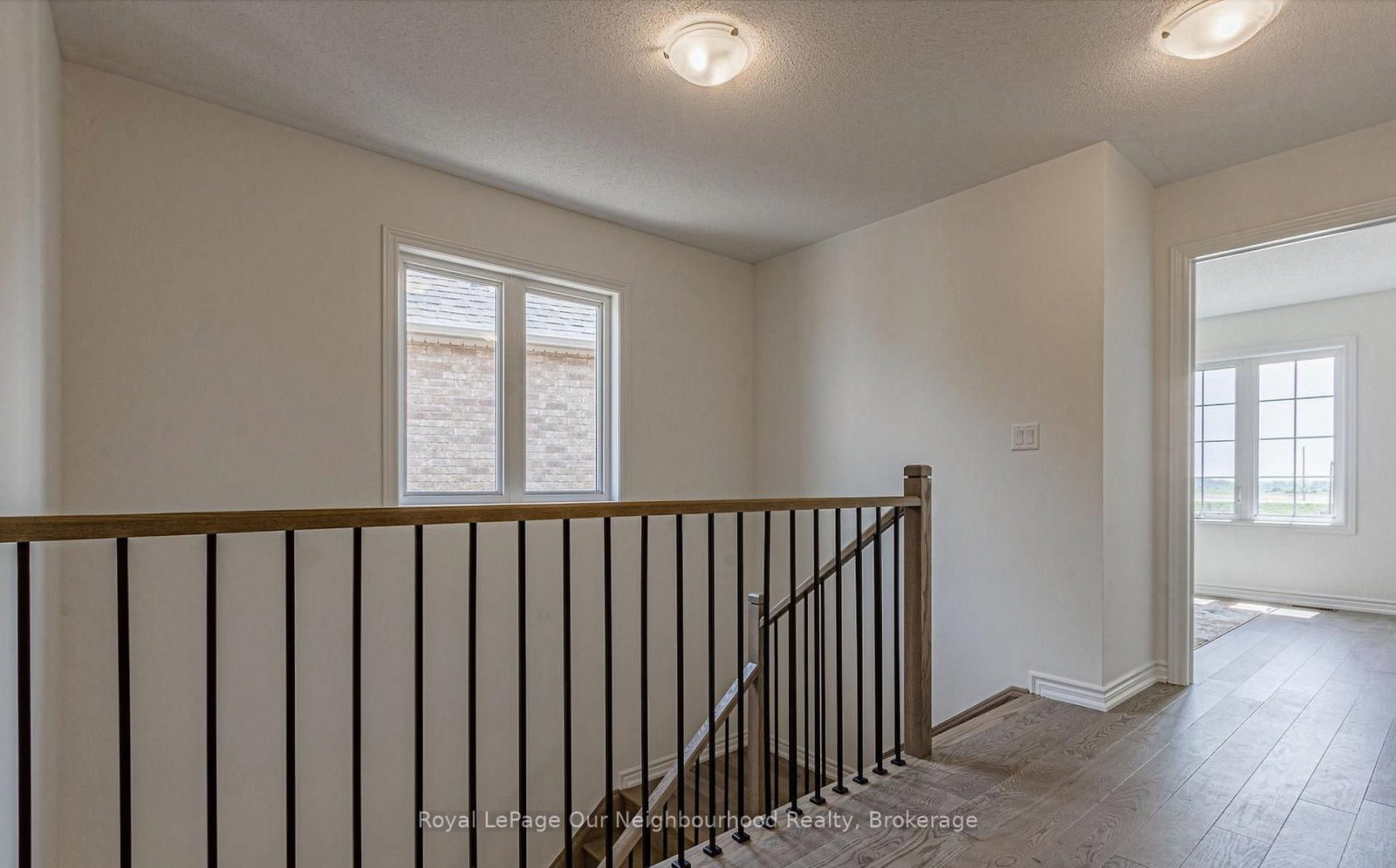 Semi-Detached House for sale at 342 Thimbleweed Court, Milton, Ontario, L9E 1T2 - Walker - MLS: W12997214