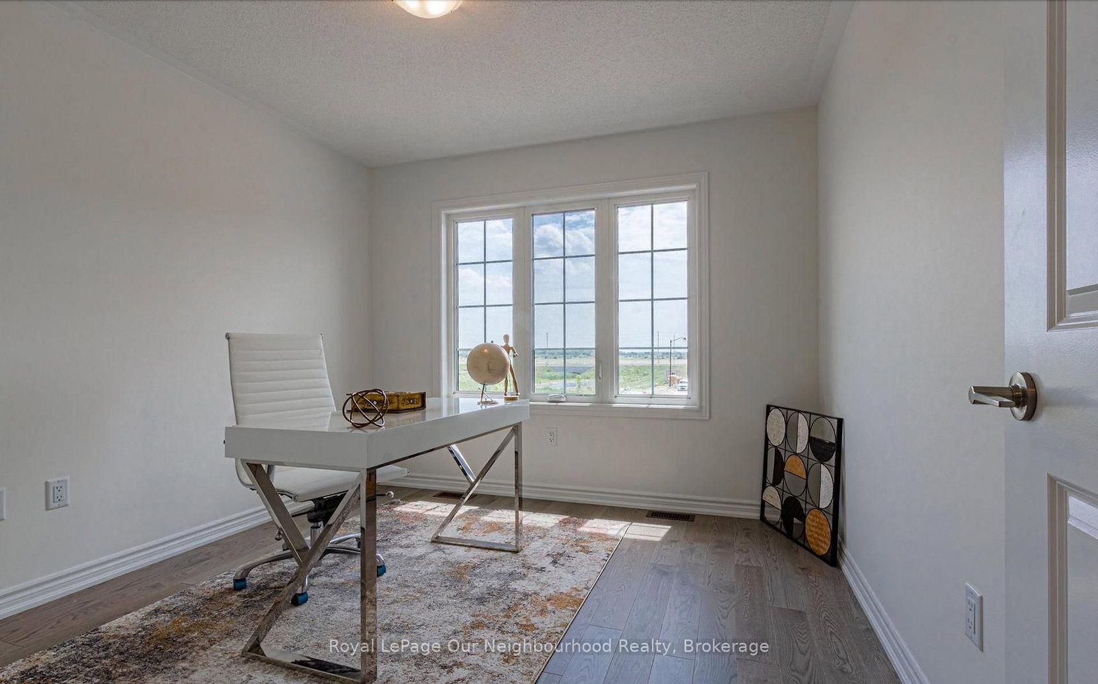 Semi-Detached House for sale at 342 Thimbleweed Court, Milton, Ontario, L9E 1T2 - Walker - MLS: W12997214