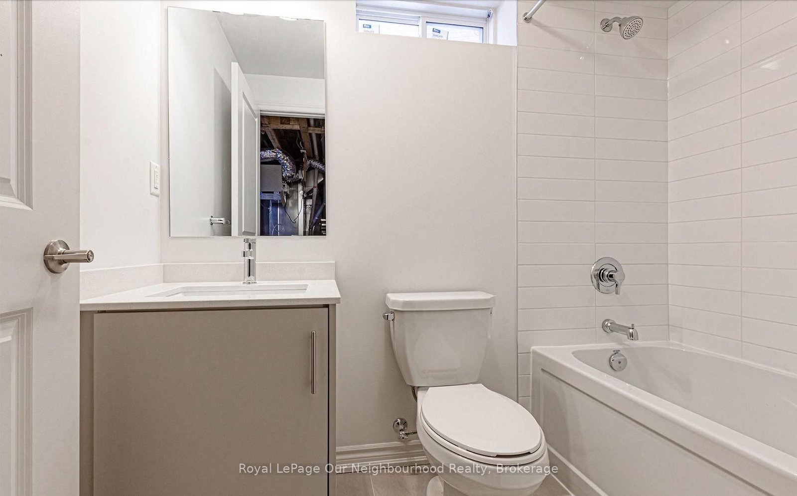 Semi-Detached House for sale at 342 Thimbleweed Court, Milton, Ontario, L9E 1T2 - Walker - MLS: W12997214