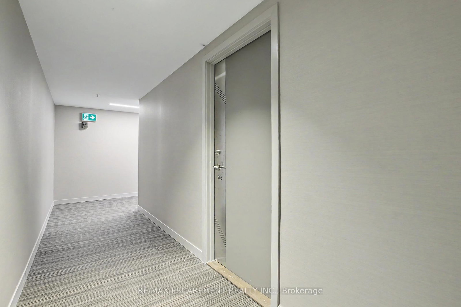2081 Fairview Street, Unit 703 - Photo 4