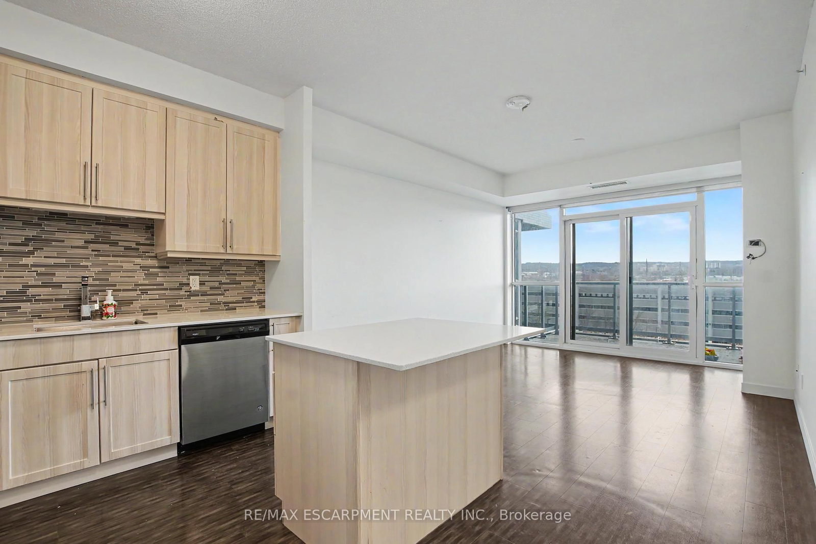 2081 Fairview Street, Unit 703 - Photo 6