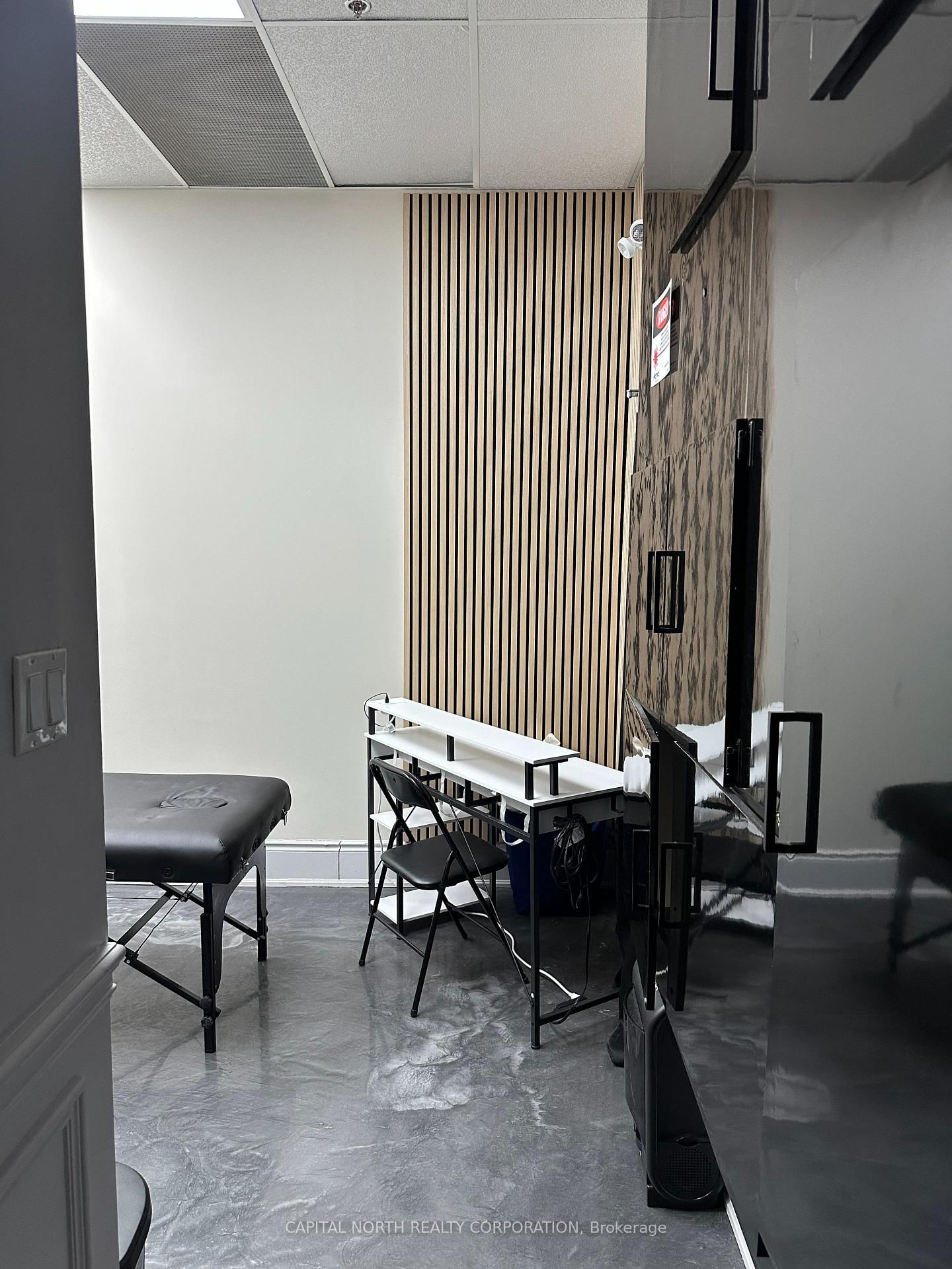 8770 The Gore Road, Unit 2 - Photo 13