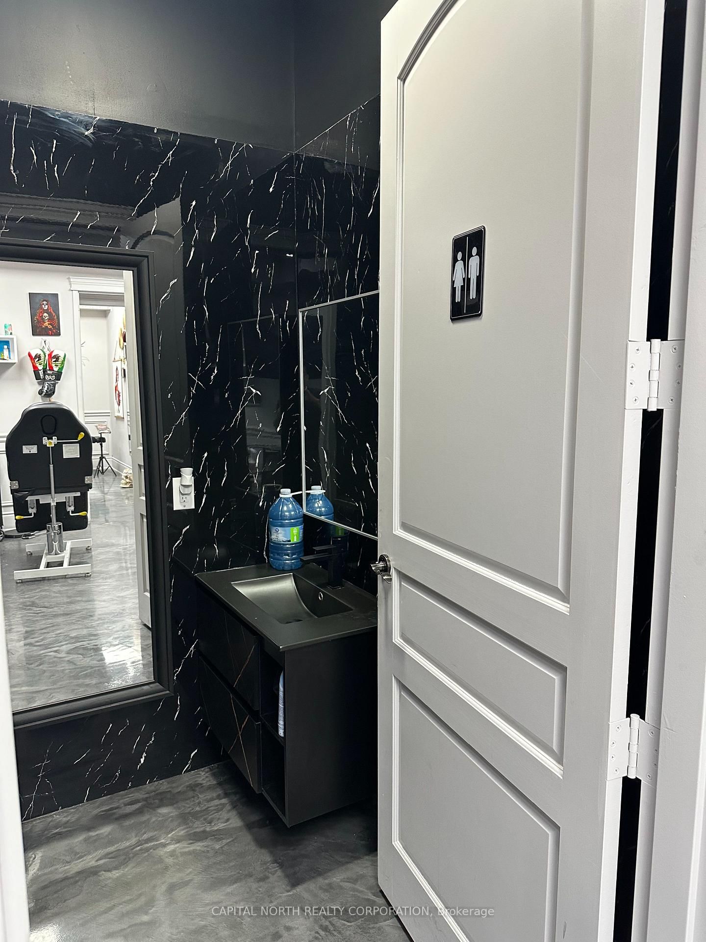 8770 The Gore Road, Unit 2 - Photo 8