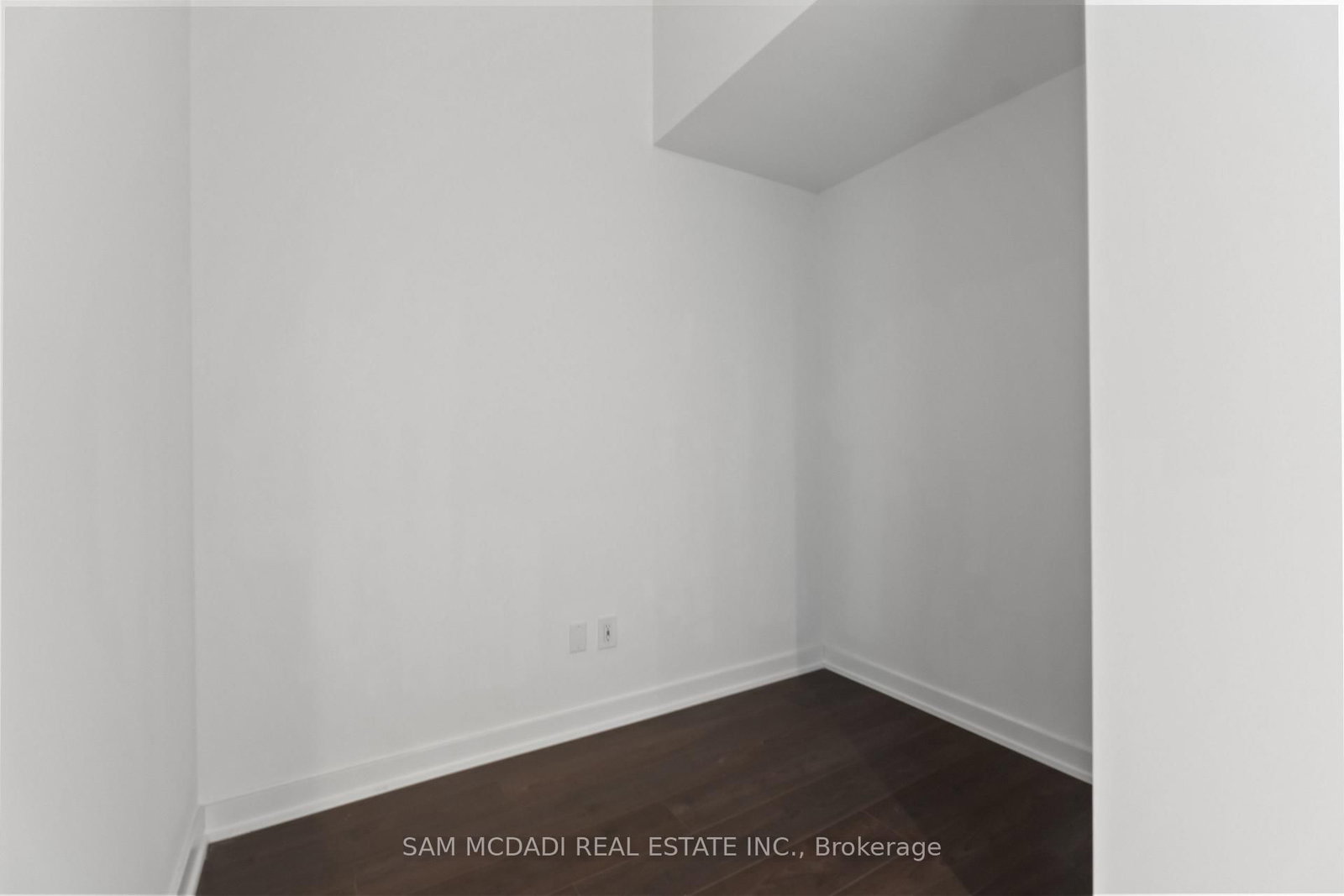 28 Ann Street, Unit 813 - Photo 10