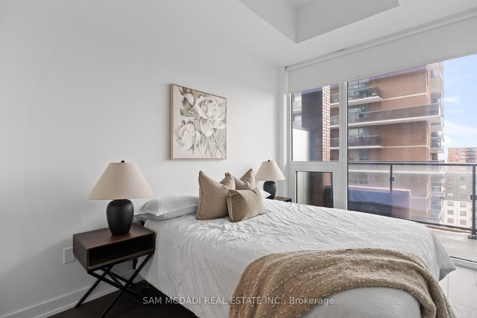 28 Ann Street, Unit 813 - Photo 16