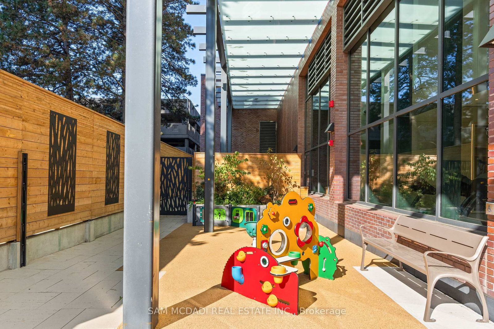 28 Ann Street, Unit 813 - Photo 25