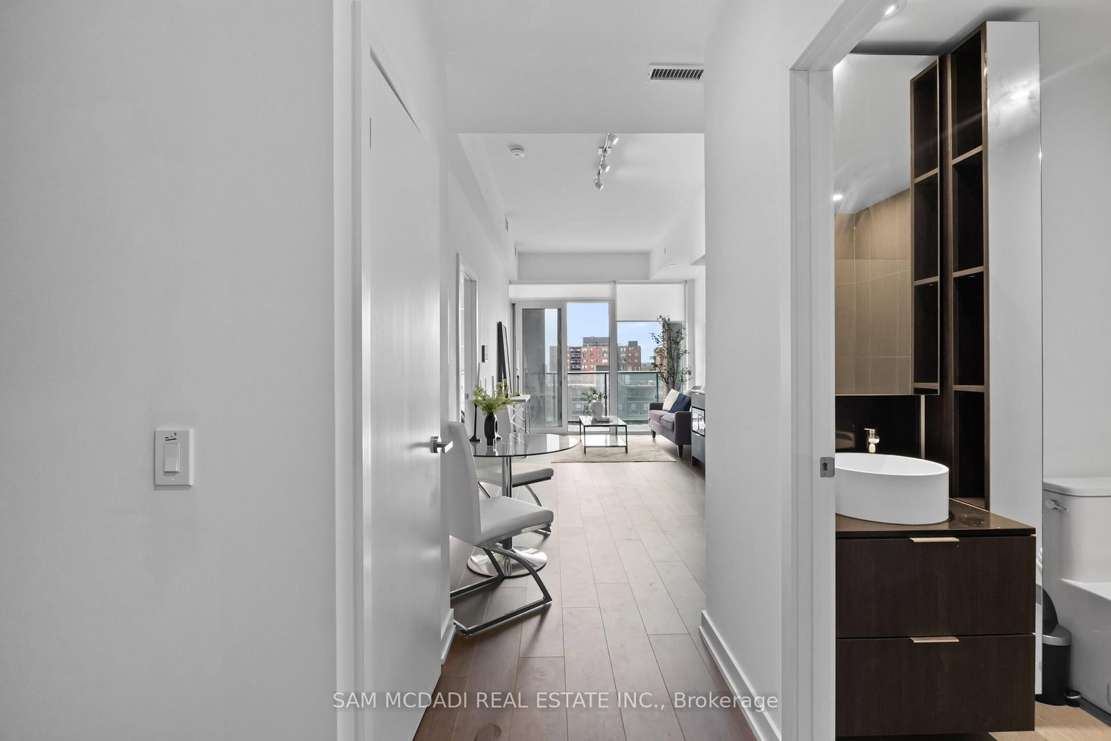 28 Ann Street, Unit 813 - Photo 6