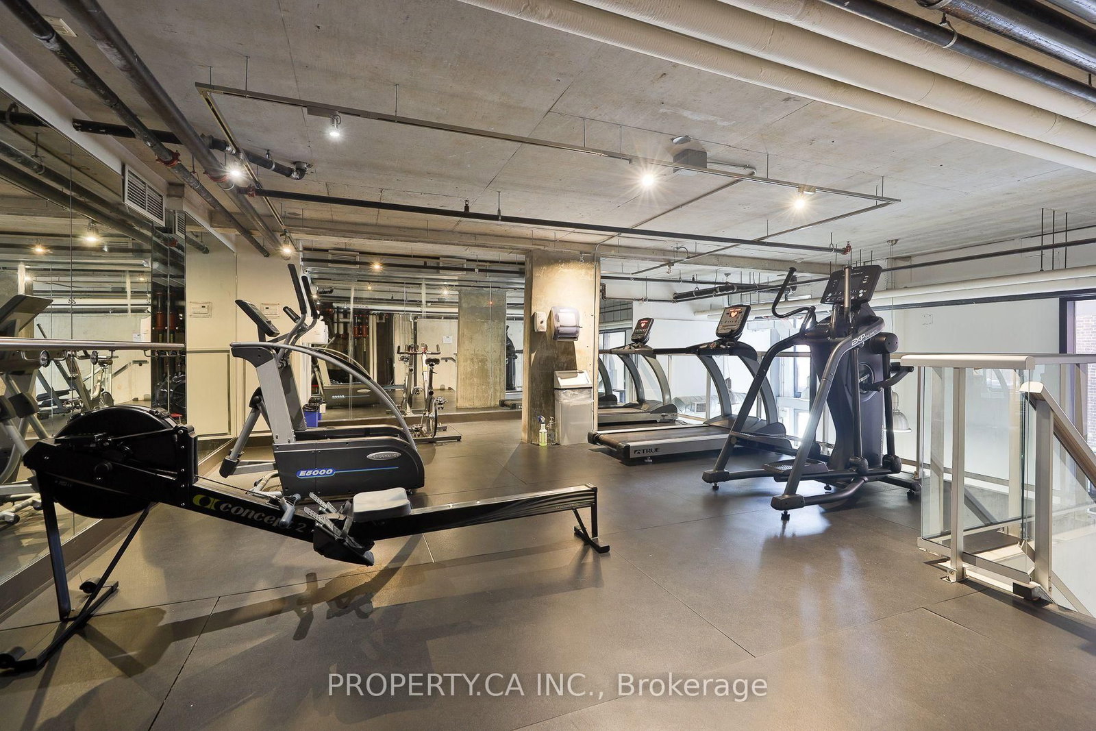 363 Sorauren Avenue, Unit 407 - Photo 13