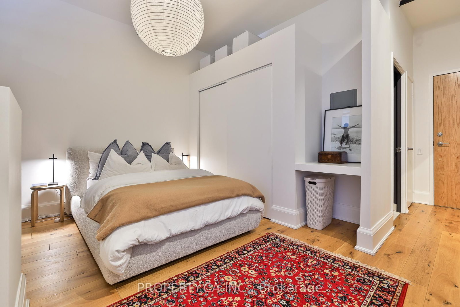 363 Sorauren Avenue, Unit 407 - Photo 6