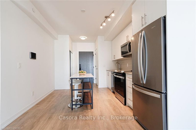 614 - 345 Wheat Boom Dr, Oakville, L6H 7X4 | Image 3