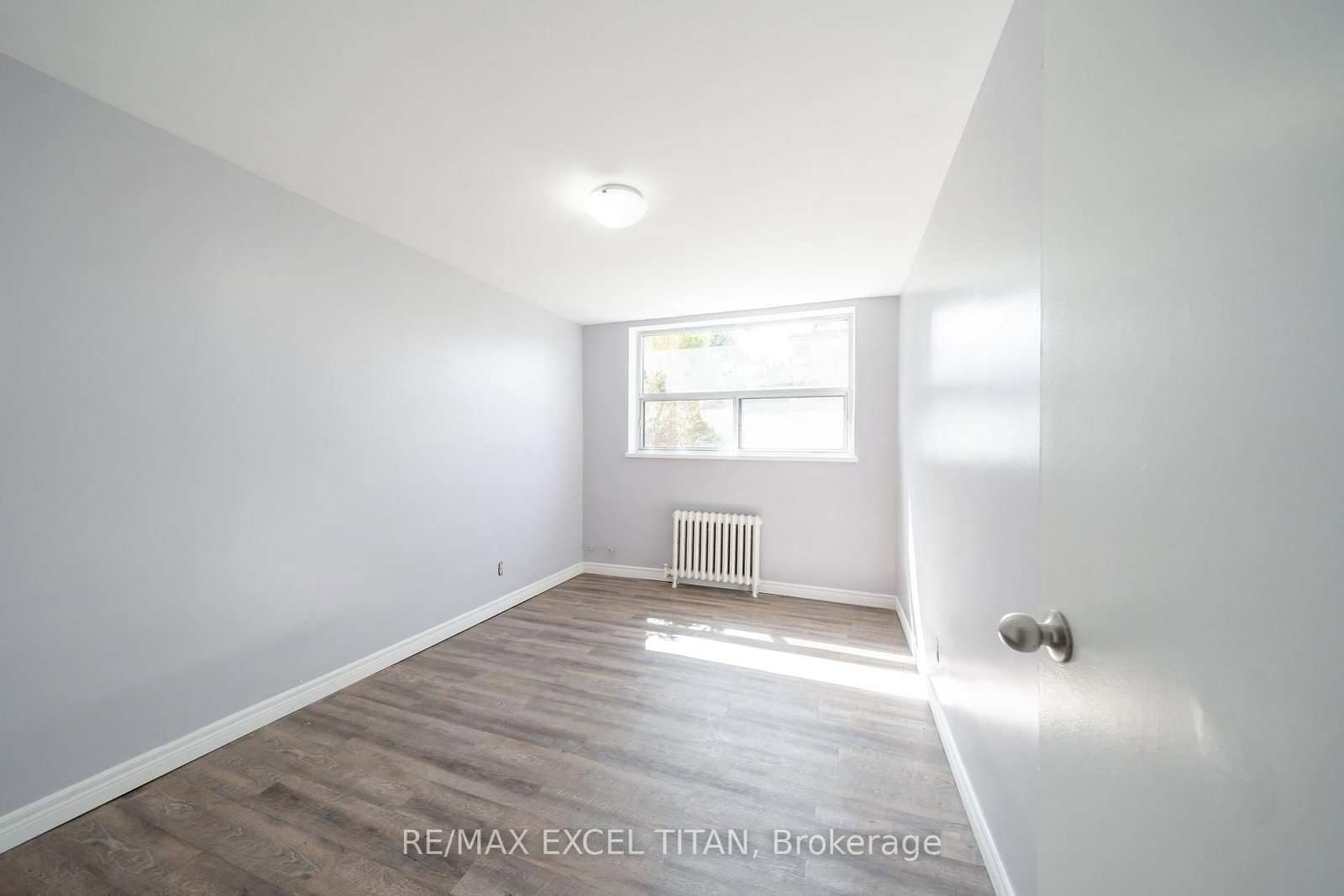 799 Robinson Street, Unit 11 - Photo 6