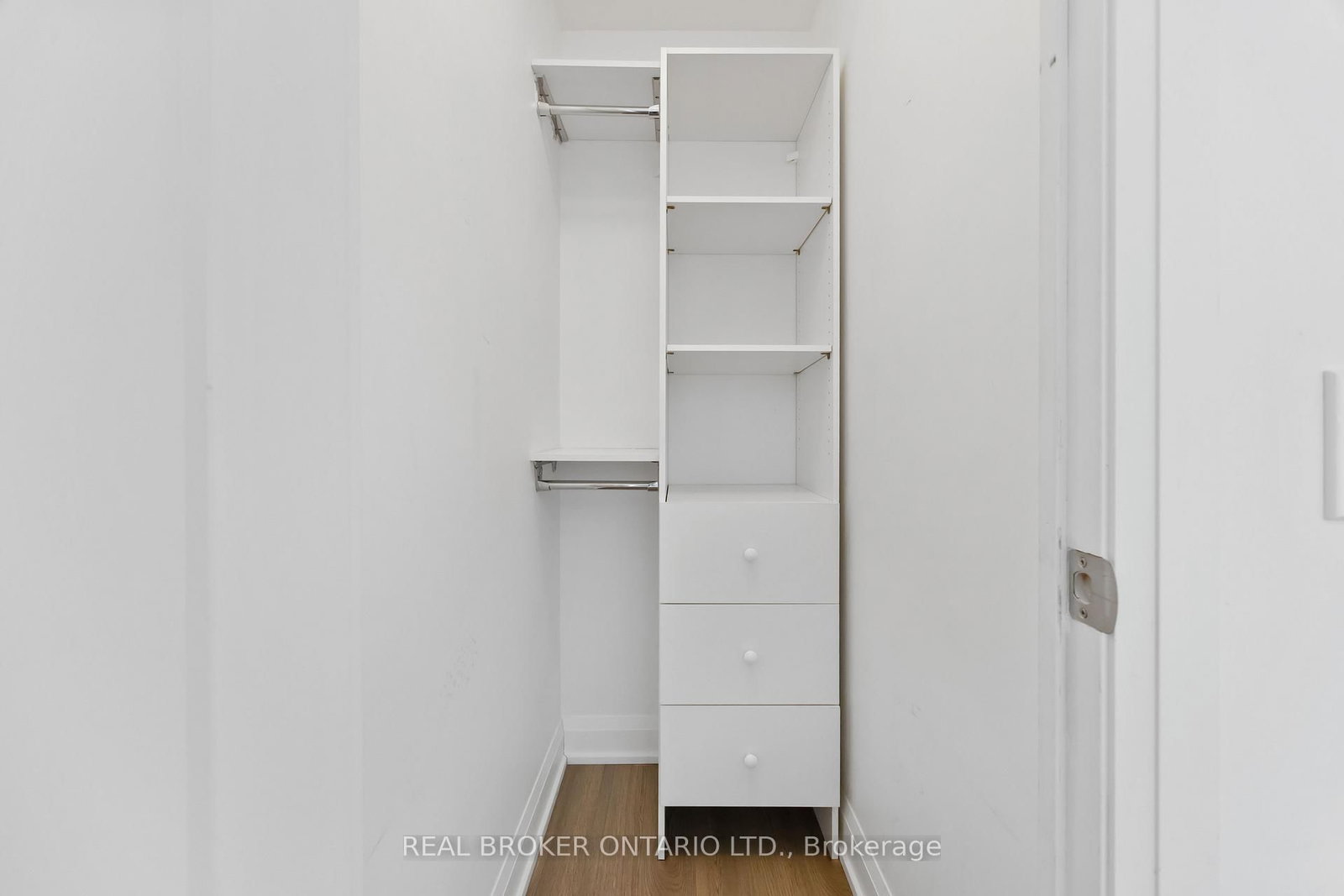 Condo for sale at 302-56 Annie Craig Drive, Toronto, Ontario, M8V 0C5 - Mimico - MLS: W12997582