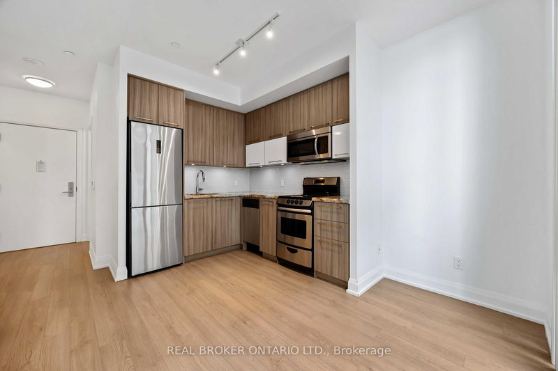 302 - 56 Annie Craig Dr, Toronto, M8V 0C5 | Image 2