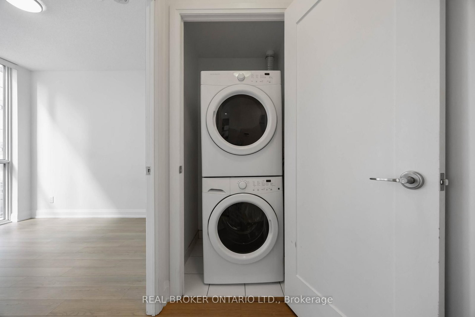 Condo for sale at 302-56 Annie Craig Drive, Toronto, Ontario, M8V 0C5 - Mimico - MLS: W12997582