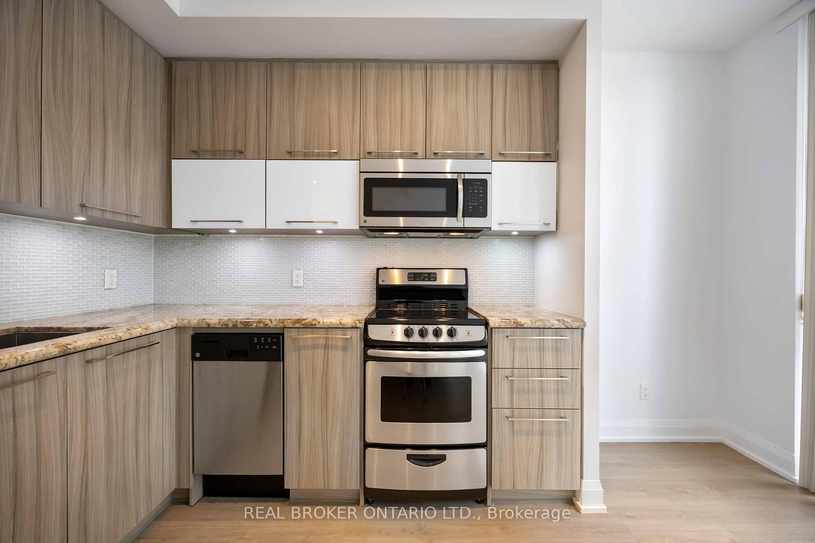 Condo for sale at 302-56 Annie Craig Drive, Toronto, Ontario, M8V 0C5 - Mimico - MLS: W12997582