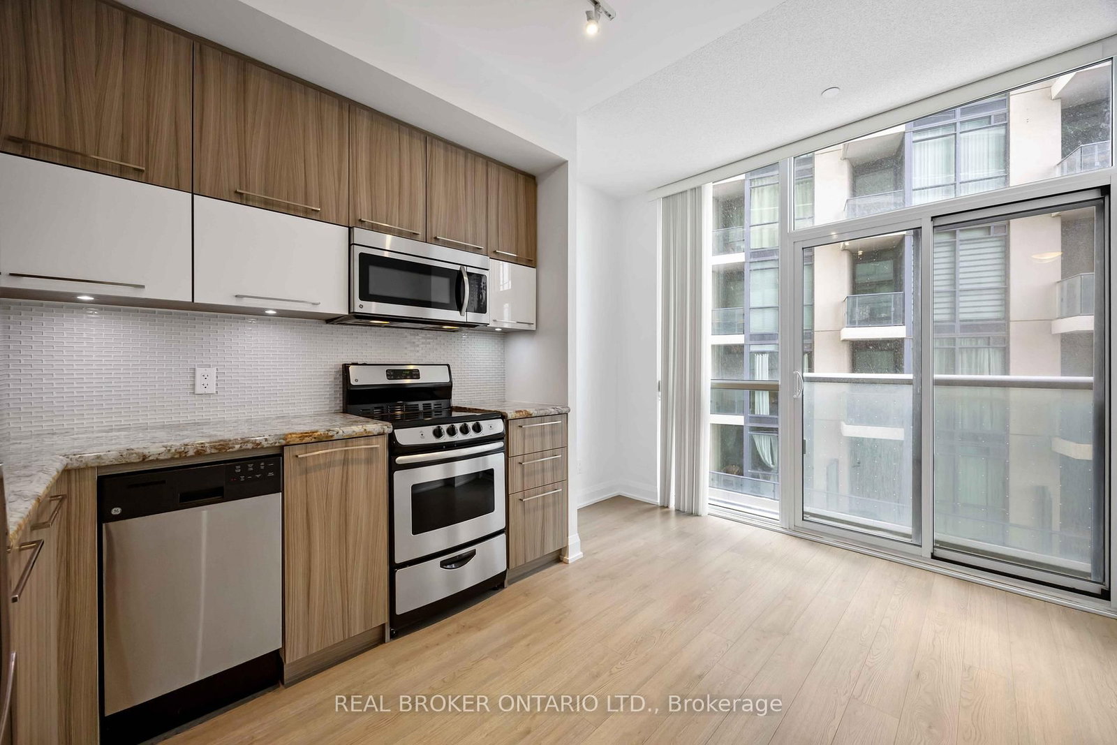 Condo for sale at 302-56 Annie Craig Drive, Toronto, Ontario, M8V 0C5 - Mimico - MLS: W12997582