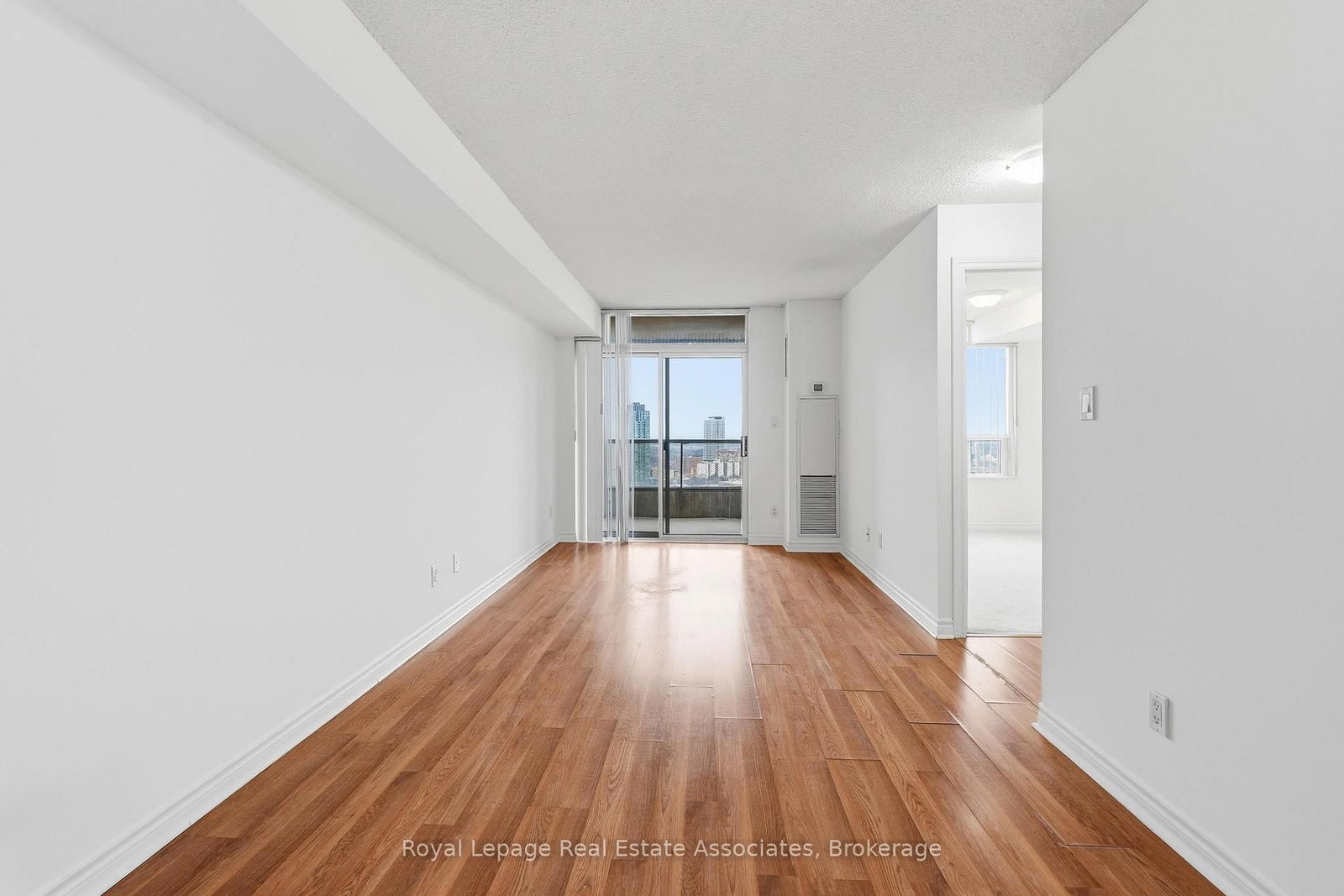 3880 Duke Of York Boulevard, Unit 2208