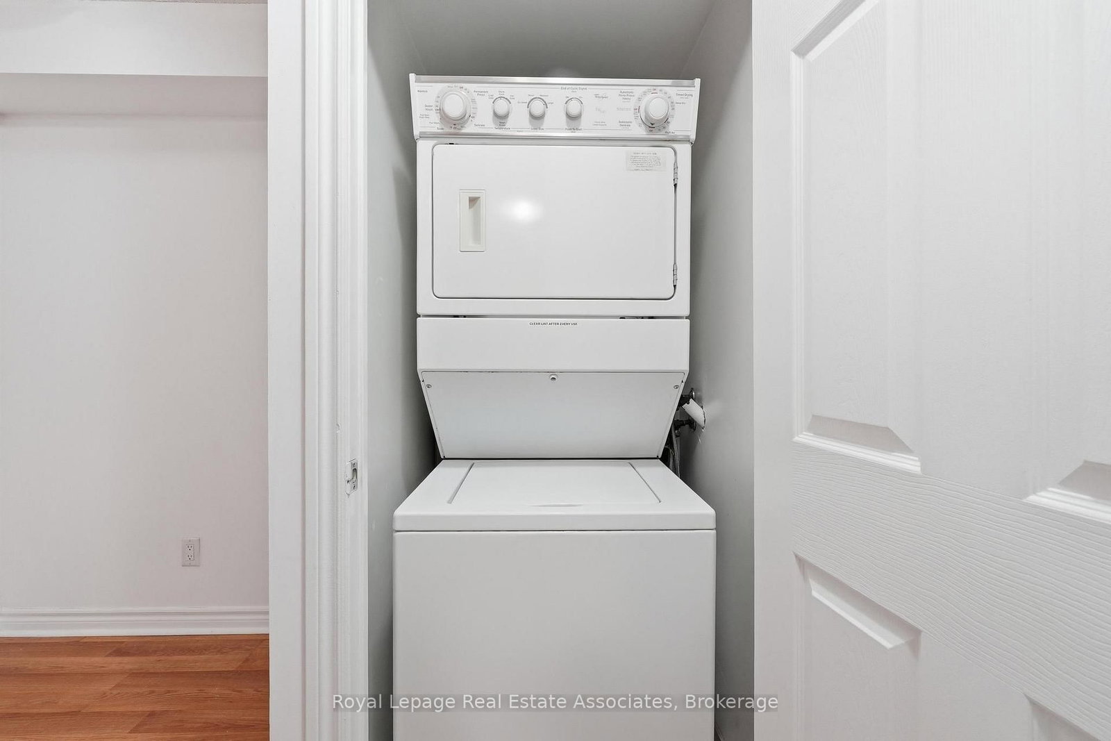 3880 Duke Of York Boulevard, Unit 2208 - Photo 19