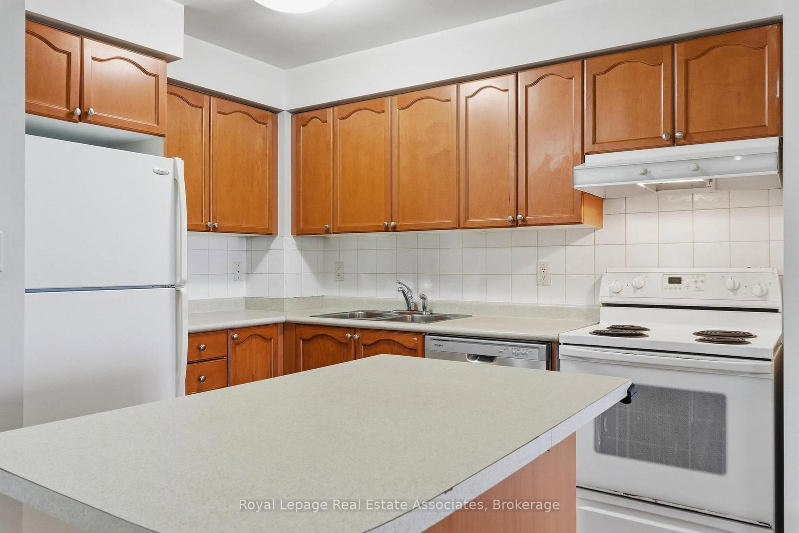 3880 Duke Of York Boulevard, Unit 2208 - Photo 7
