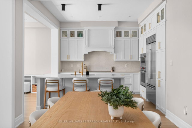 1318 Courtleigh Trail