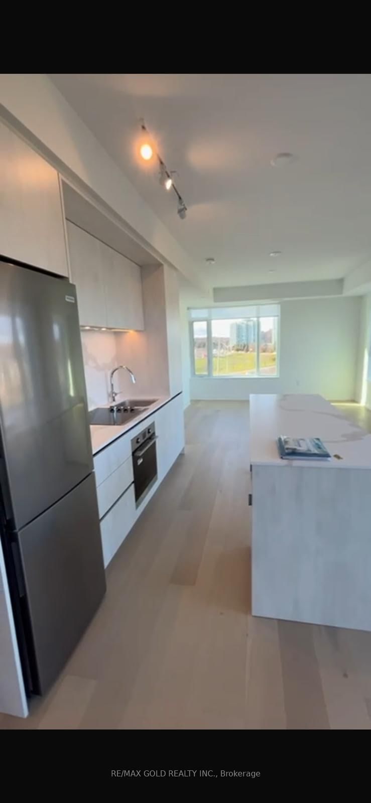 2495 Eglinton Avenue W, Unit 614 - Photo 10