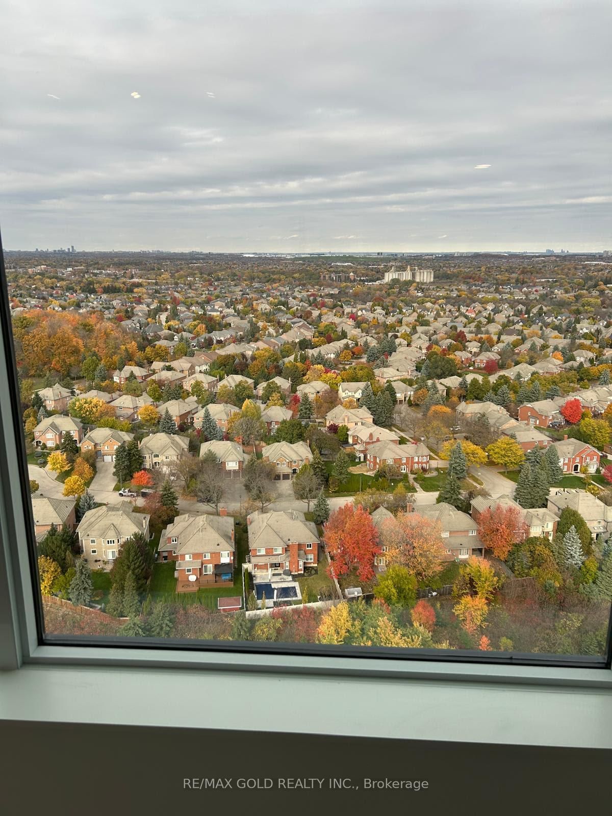 2495 Eglinton Avenue W, Unit 614 - Photo 6