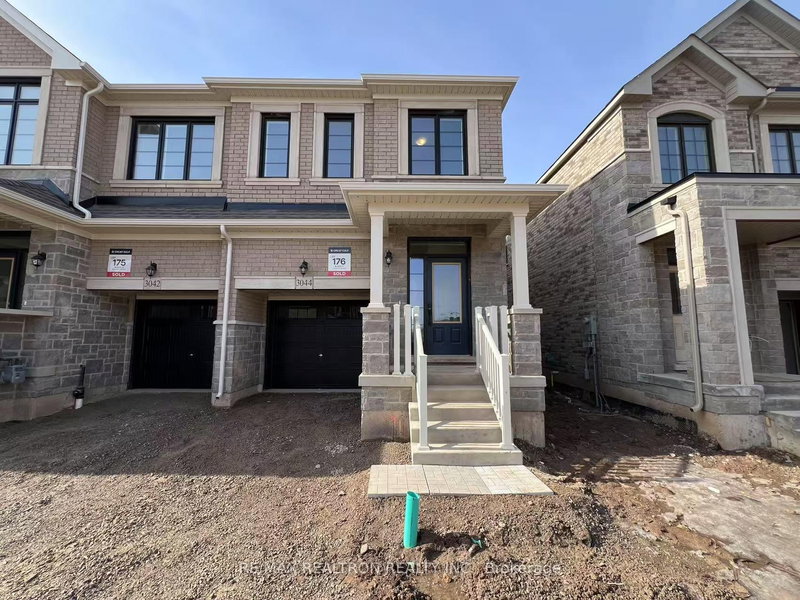 home for lease on 3044 Robert Lamb Boulevard