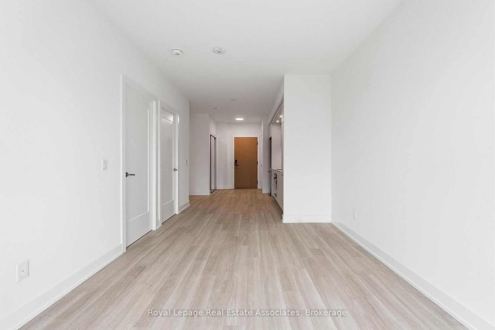 25 Cordova Avenue, Unit 416 - Photo 10