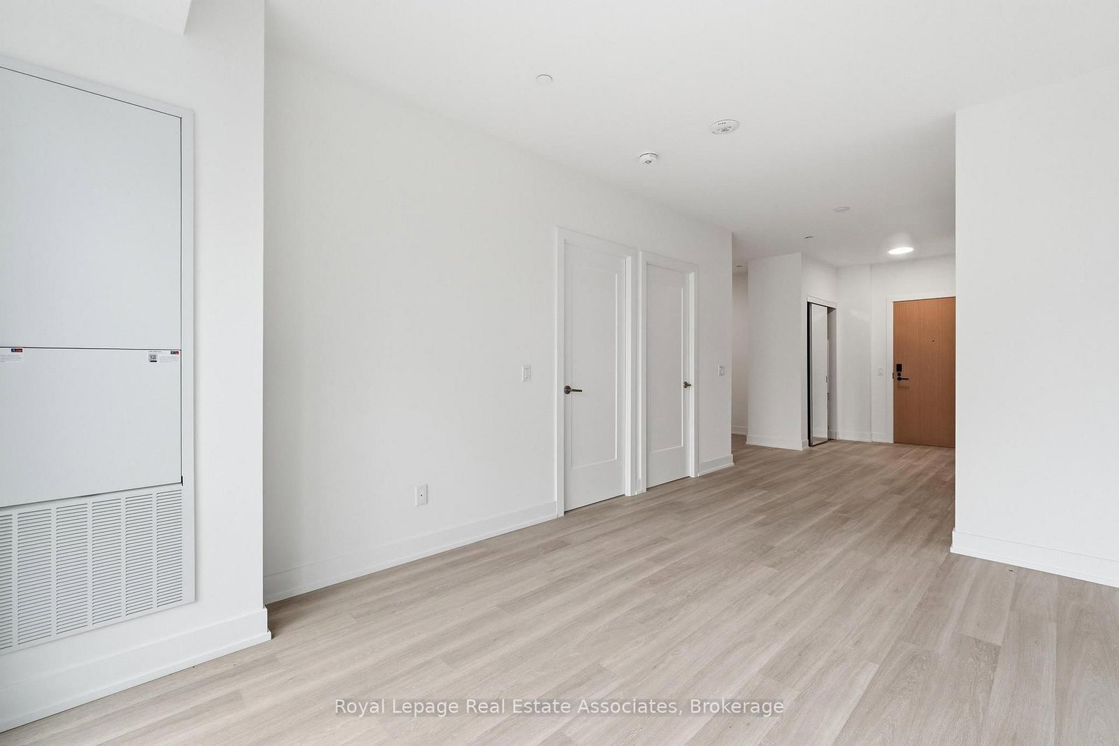 25 Cordova Avenue, Unit 416 - Photo 11