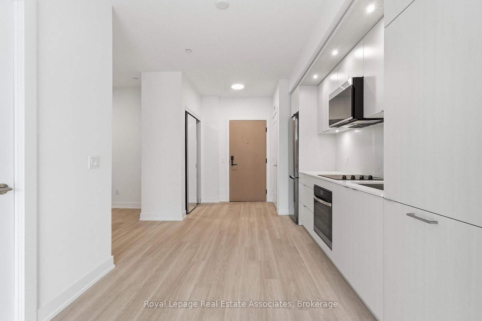 25 Cordova Avenue, Unit 416 - Photo 17