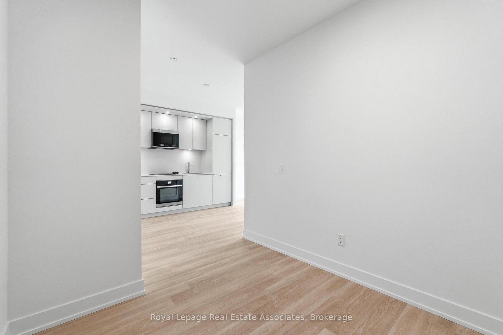 25 Cordova Avenue, Unit 416 - Photo 6