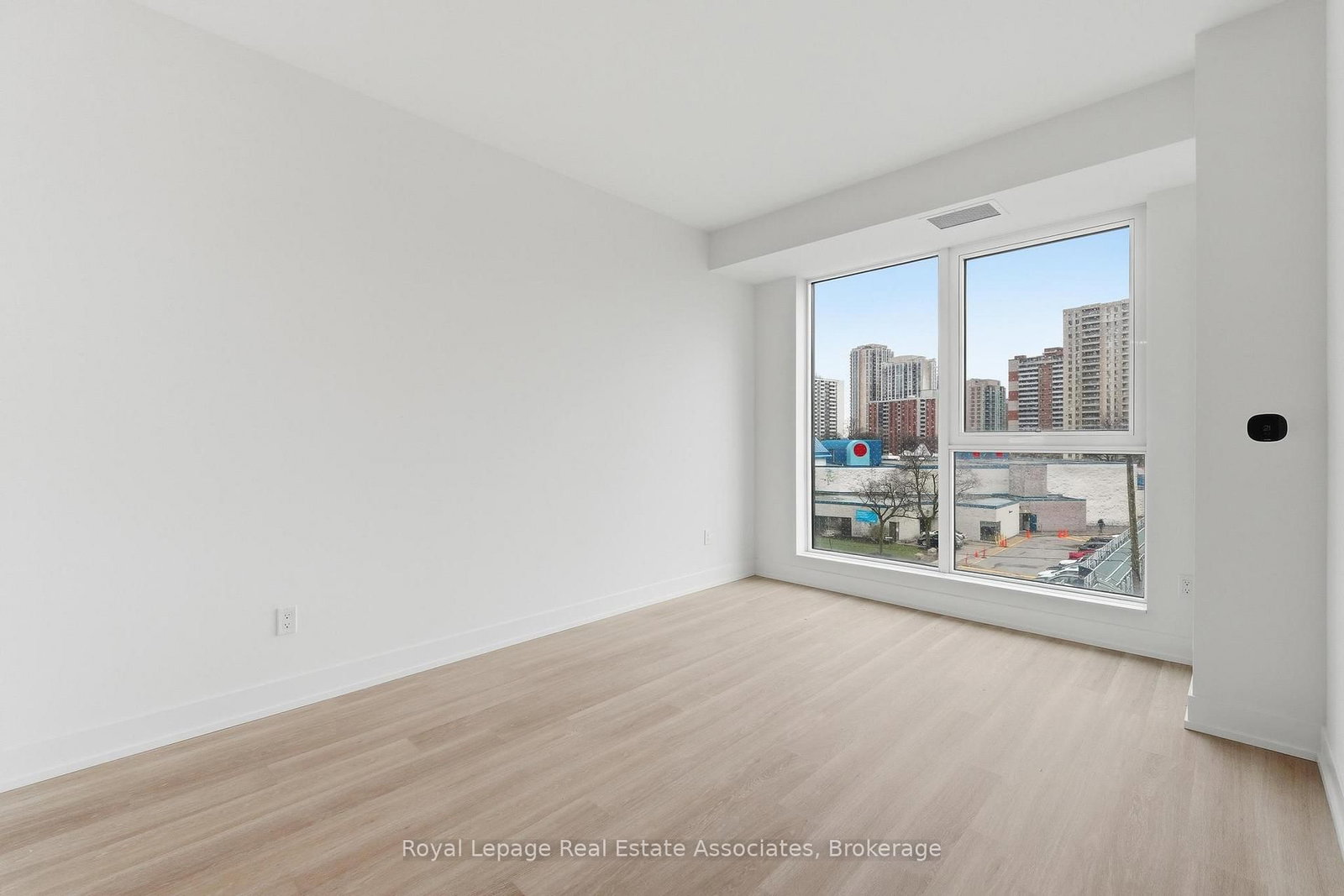 25 Cordova Avenue, Unit 416 - Photo 9