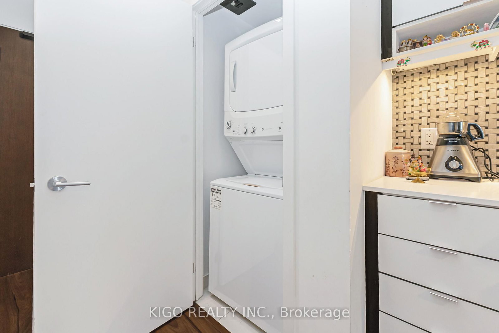 4065 Confederation Parkway, Unit 2406 - Photo 24