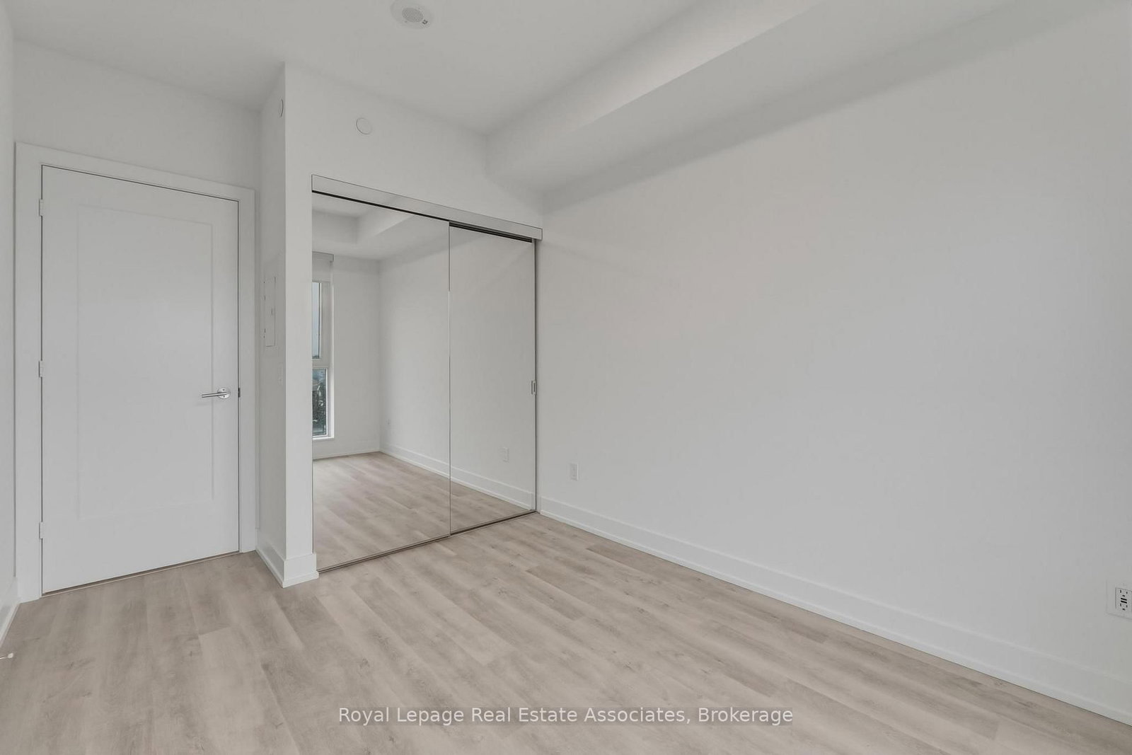 25 Cordova Avenue, Unit 1013 - Photo 10