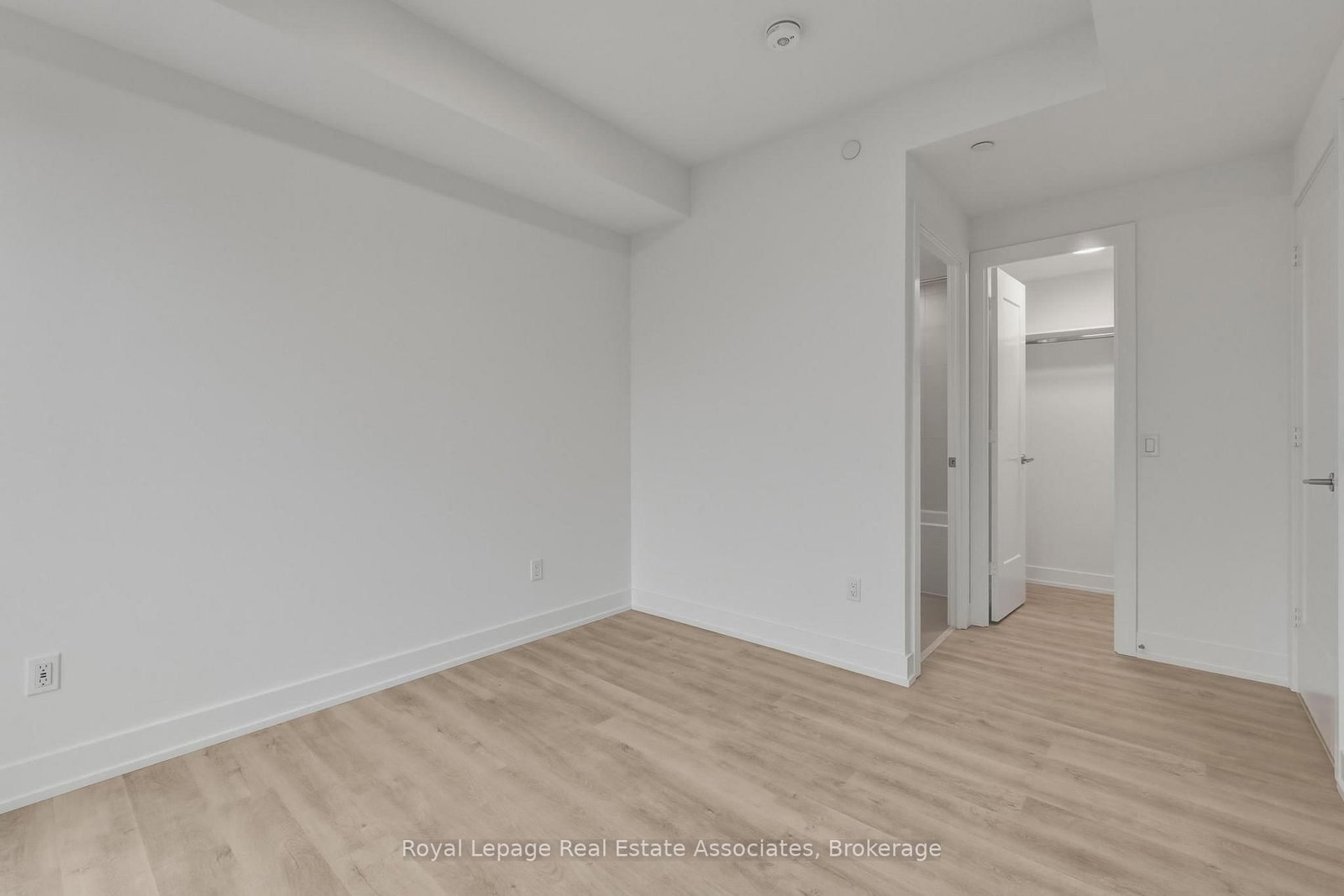 25 Cordova Avenue, Unit 1013 - Photo 15