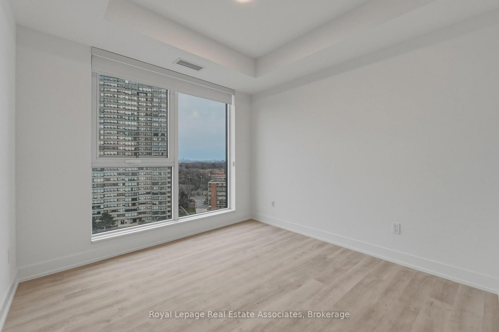 25 Cordova Avenue, Unit 1013 - Photo 17